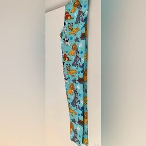 Disney Parks Leggings “Dogs” w/Stitch Design (Sm)